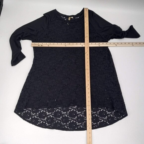 Comfy USA Black Lace Raglan Tunic Top Relaxed Hi-Low Lightweight Boxy Artsy M - Picture 7 of 7
